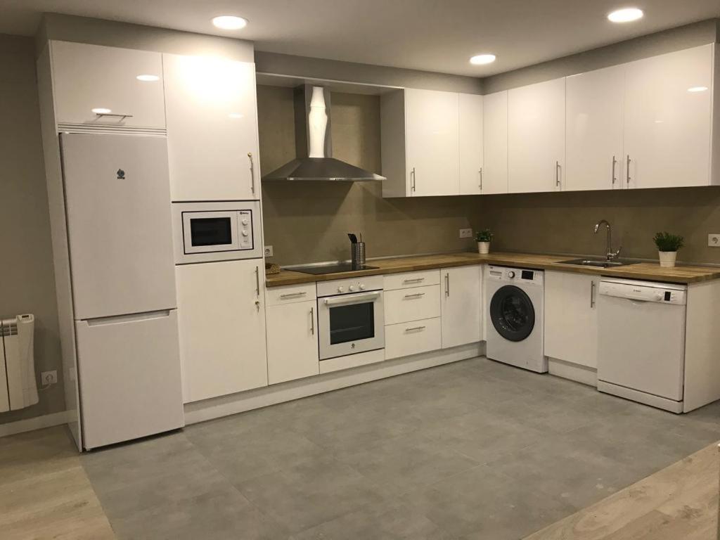 Apartamento Expectacular,Centrico,Nuevo 5 Min A Pie De La Laurel Vivienda De Uso Turistico Logroño Eksteriør billede