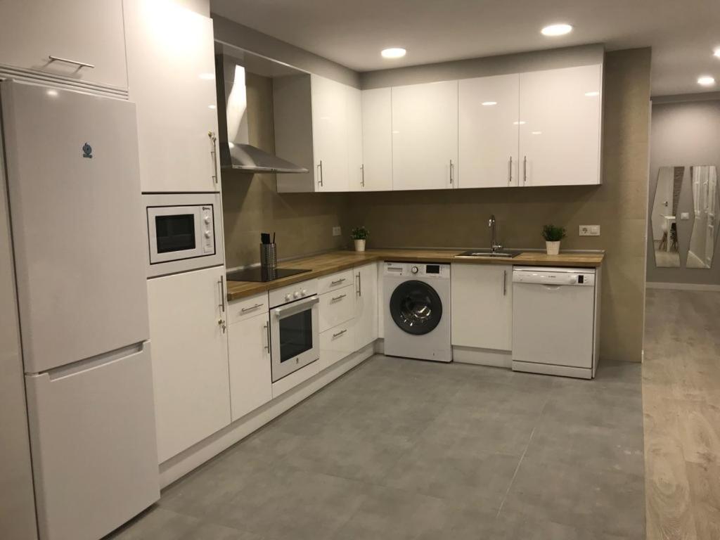 Apartamento Expectacular,Centrico,Nuevo 5 Min A Pie De La Laurel Vivienda De Uso Turistico Logroño Eksteriør billede